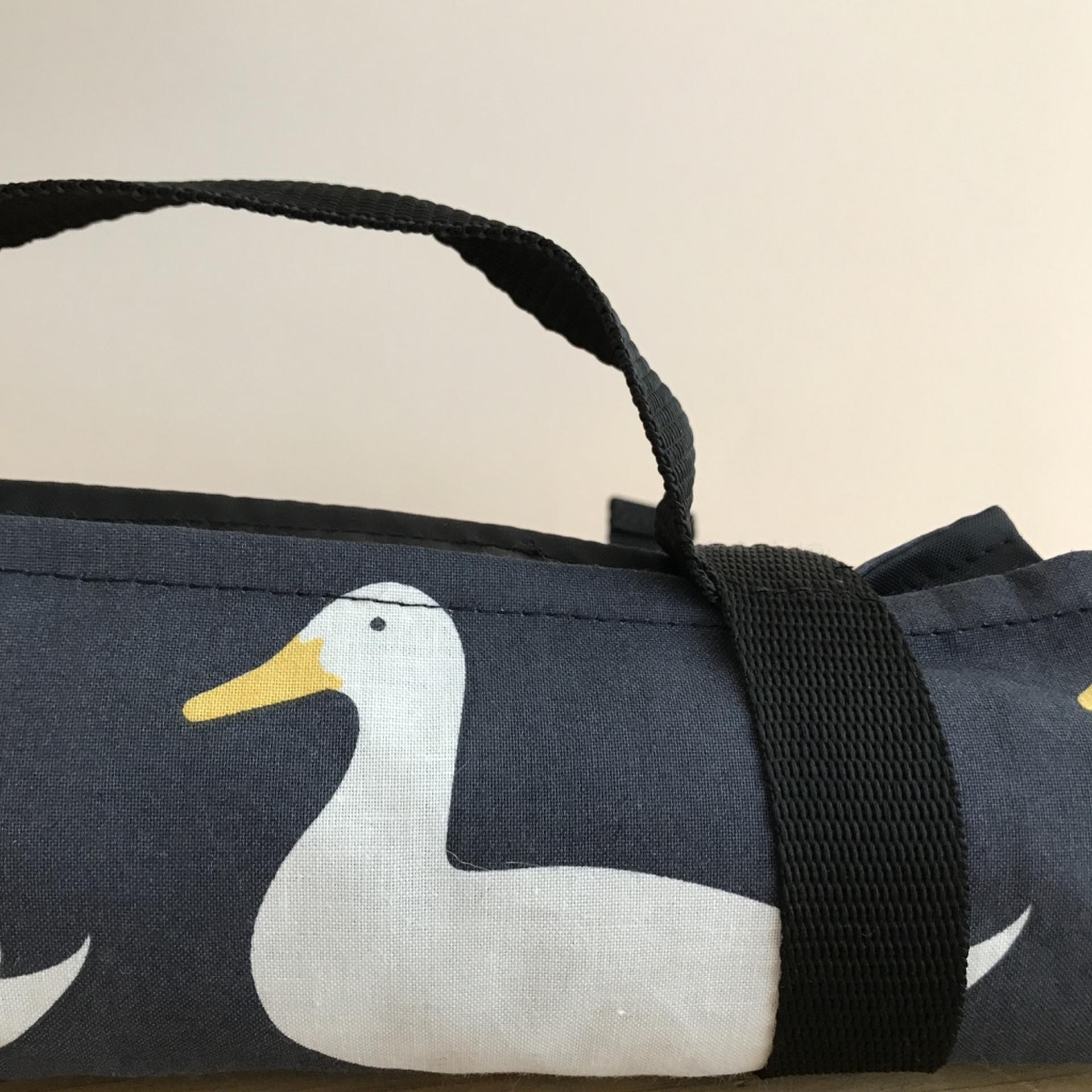 Picknick! Waddling Ducks Picnic Blanket