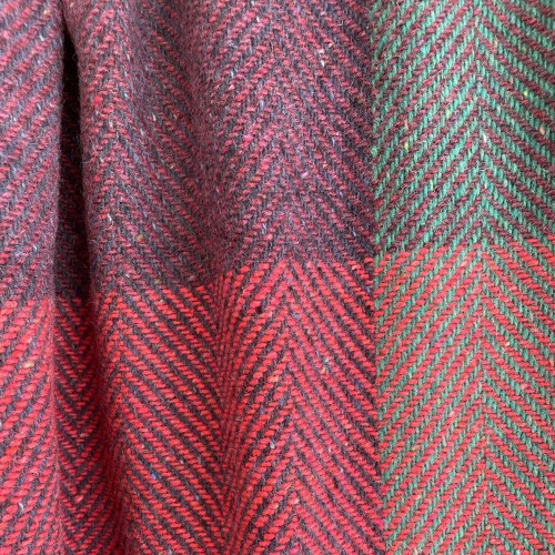 avoca_quartersredgreenpurpleddd