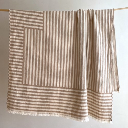 brostebwbeigestripes2