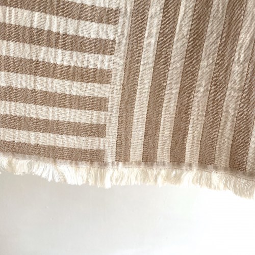 brostebwbeigestripesdd