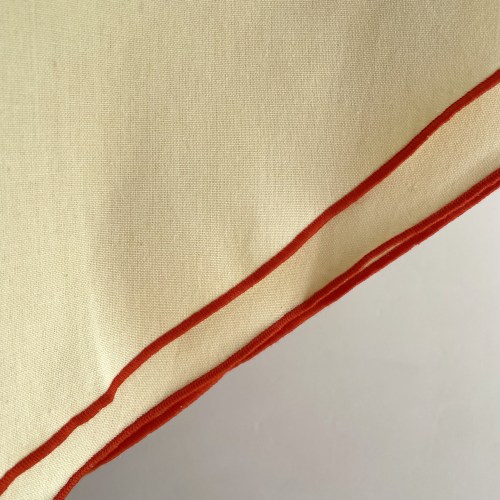 brosteroundtableandnapkinsdd