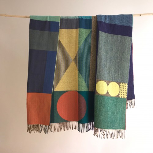 donnawilsoncarnivalthrow3