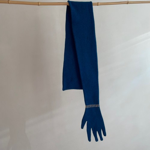 donnawilsonscarfgloveblue