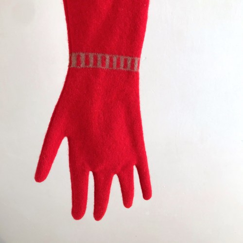 donnawilsonscarfhandreddd