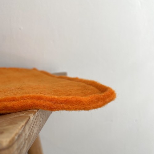 frida_sitzquadratorangedd