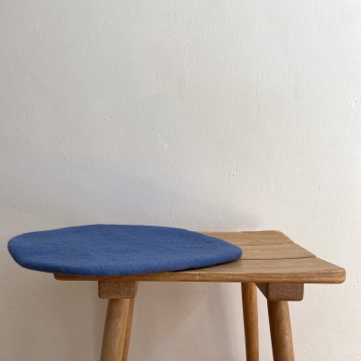fridasitzduennblau5