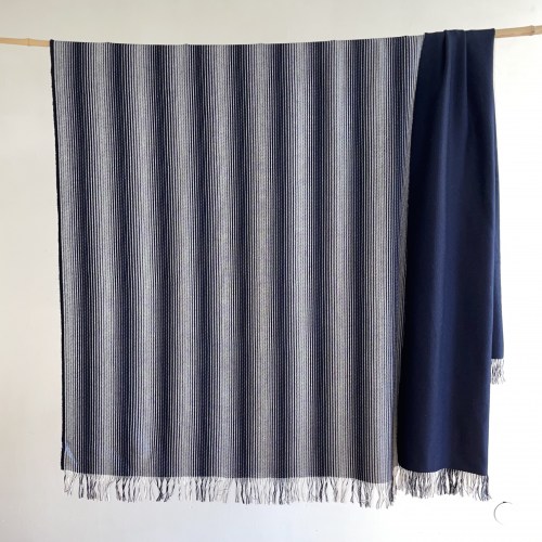 johnstonsmerinonavysilverstripes2