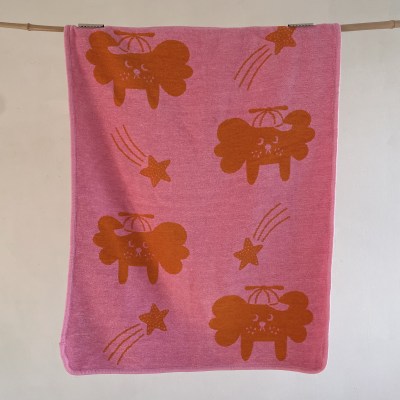 klippanbabyflyingdogpinkorange