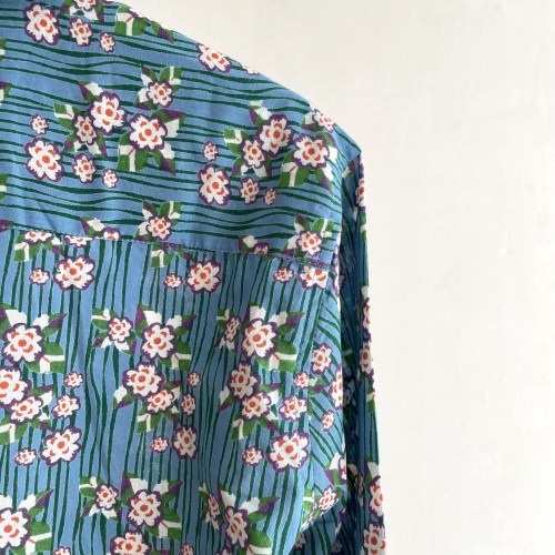 lestouristesshirtflowersbluedddd