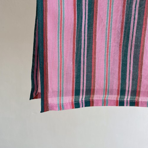 lestouristesstolepinkstripesd