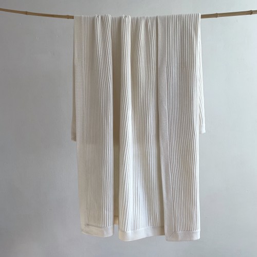 nanswhiteheavy2