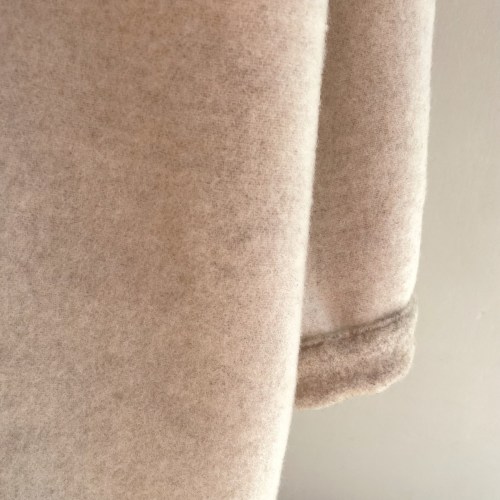 steinbelwfluffbeiged