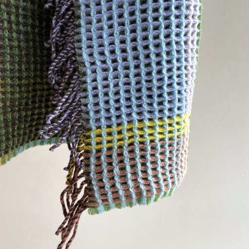 wshoneycombwildingsmall4d