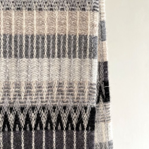 wss_scarfzigzaggreysbrownsdd